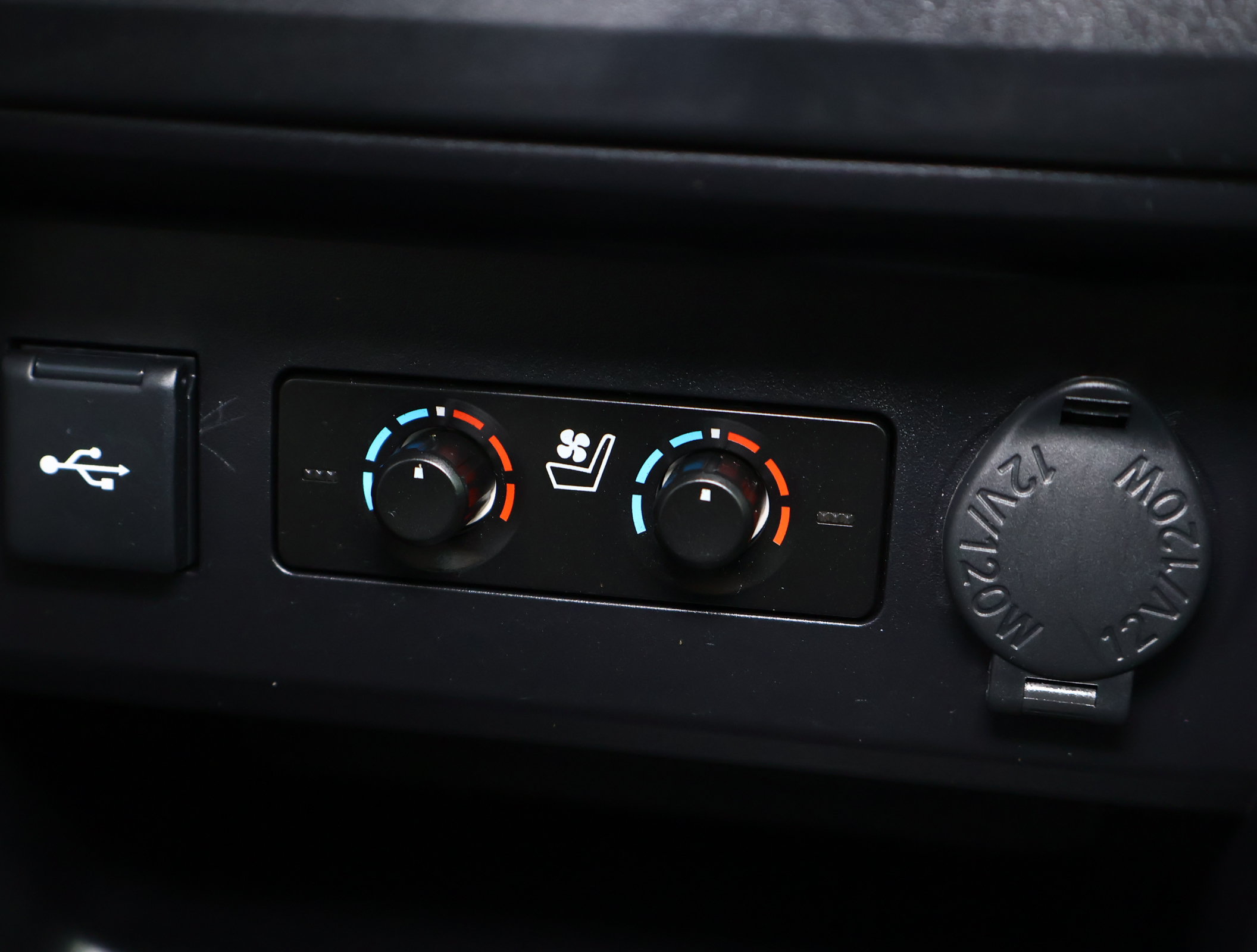 Used 2022 Toyota 4Runner Limited AWD/4WD image 23