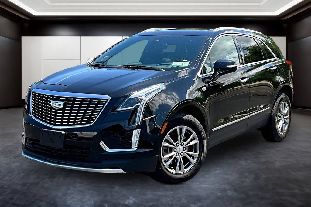 Certified 2023 Cadillac XT5 Premium Luxury w/ Technology Package AWD/4WD image 3