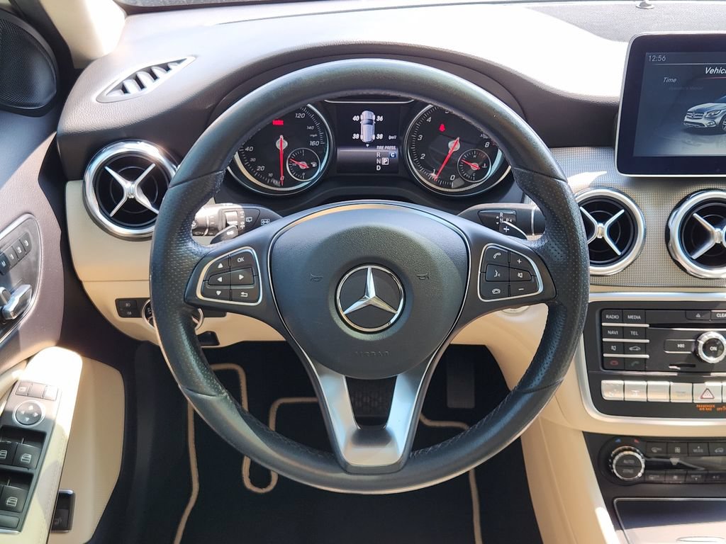 Used 2018 Mercedes-Benz GLA 250 4MATIC image 21