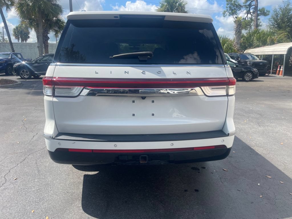 Used 2023 Lincoln Navigator L Reserve AWD/4WD image 4