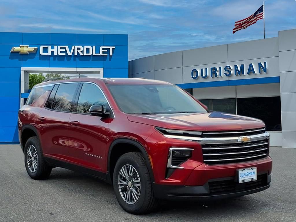 New 2026 Chevrolet Traverse LT image 1
