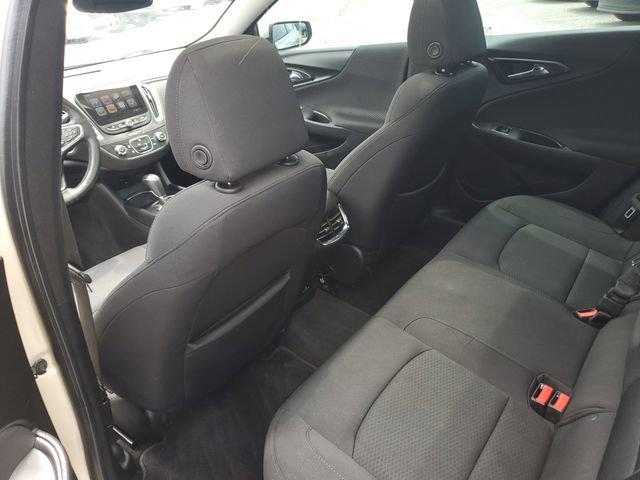 Used 2016 Chevrolet Malibu LT FWD image 31