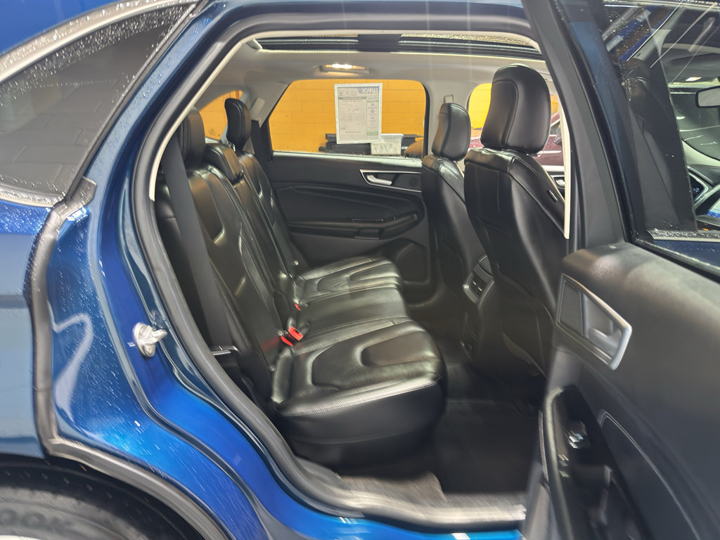 Used 2020 Ford Edge Titanium w/ Canadian Touring Package AWD/4WD image 19