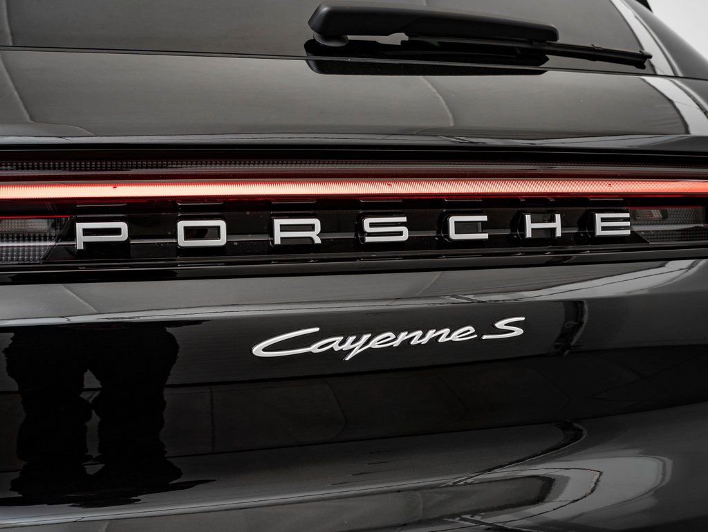 New 2026 Porsche Cayenne S AWD/4WD image 22