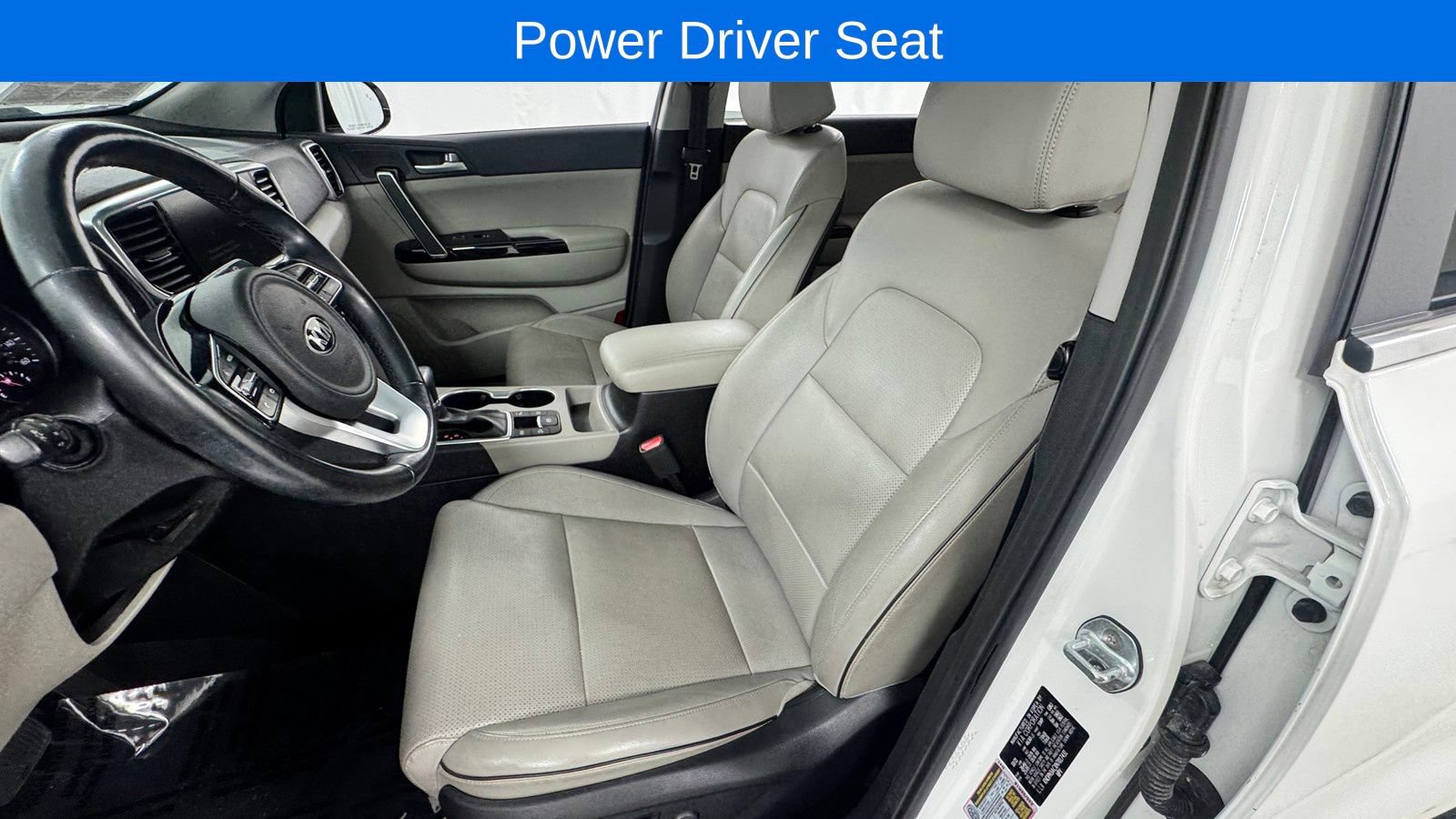 Used 2022 Kia Sportage EX w/ EX Technology Package FWD image 10