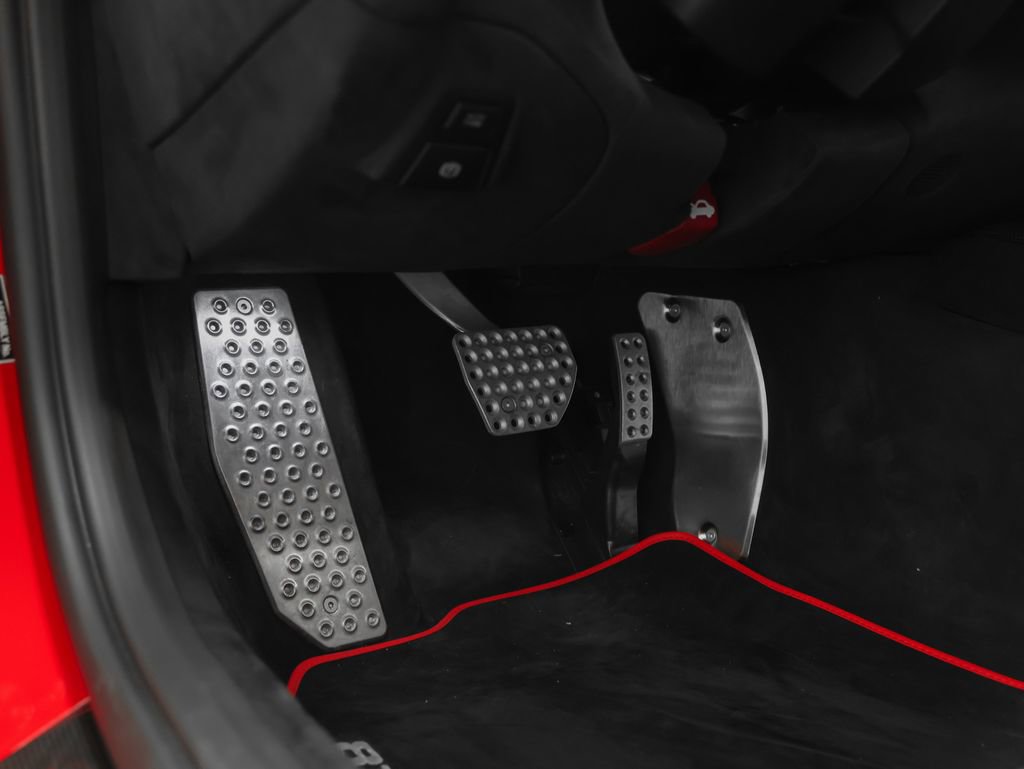 Used 2024 Ferrari 812 Competizione image 56