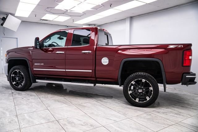 Used 2015 GMC Sierra 2500 SLT w/ Suspension Package, Off-Road image 3