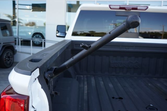 Used 2022 Chevrolet Silverado 2500 High Country w/ LPO, Hitch Package AWD/4WD image 15