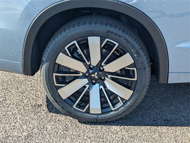 New 2025 Mitsubishi Outlander SEL image 5