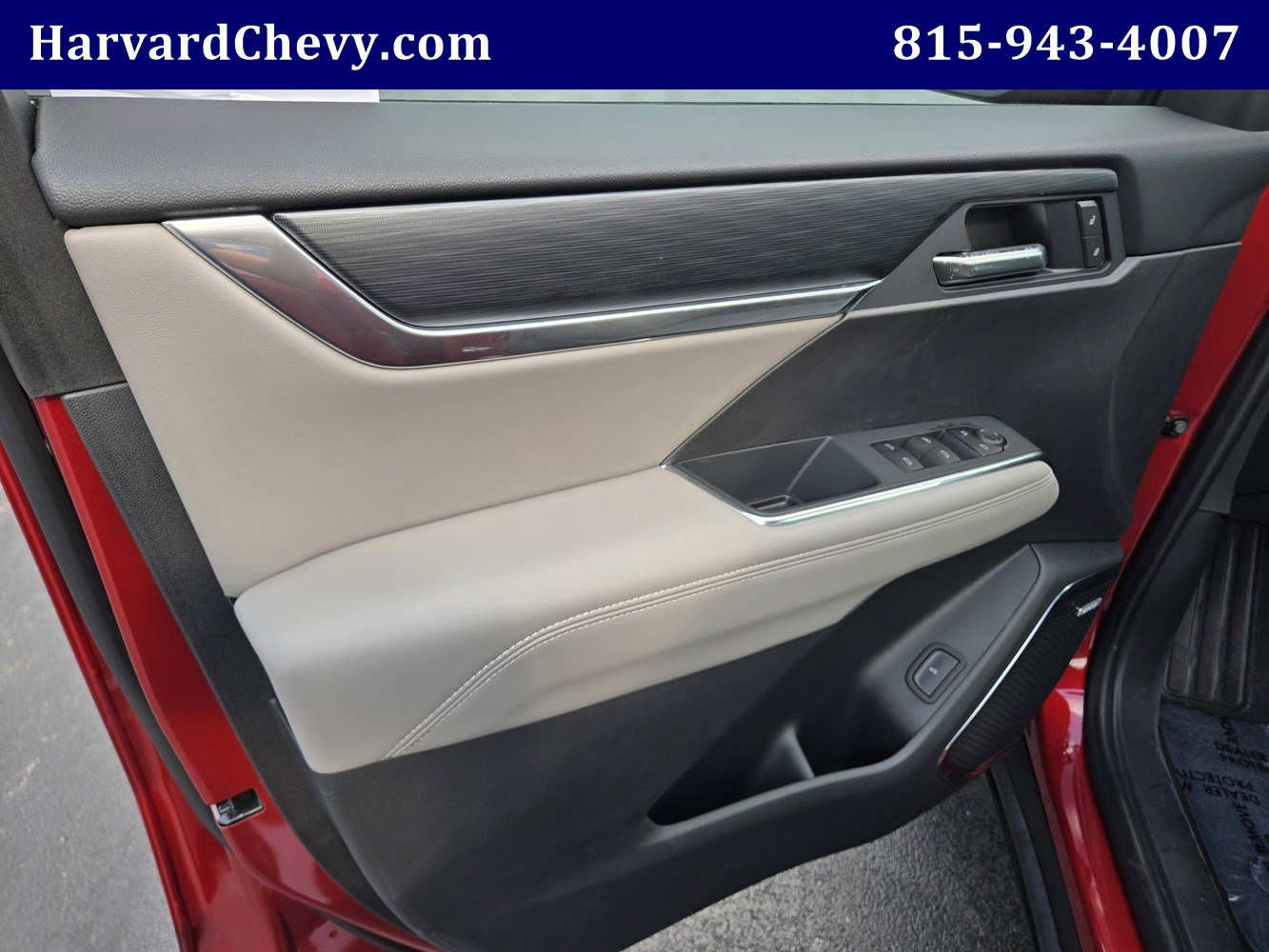 Used 2025 GMC Acadia Elevation w/ Elevation Premium Package image 36