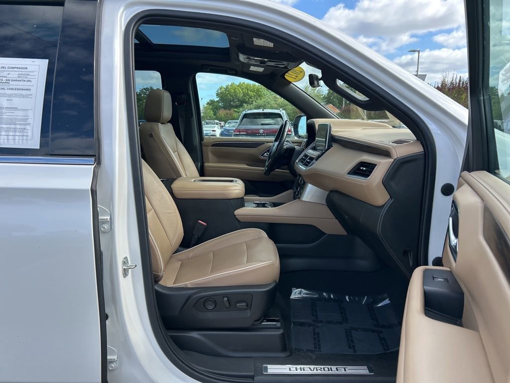 Used 2021 Chevrolet Tahoe Premier w/ Premium Package RWD image 42