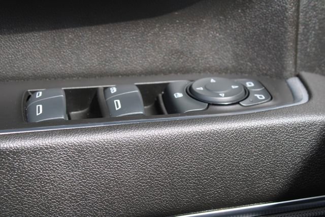 Used 2024 Chevrolet Silverado 3500 LT image 18