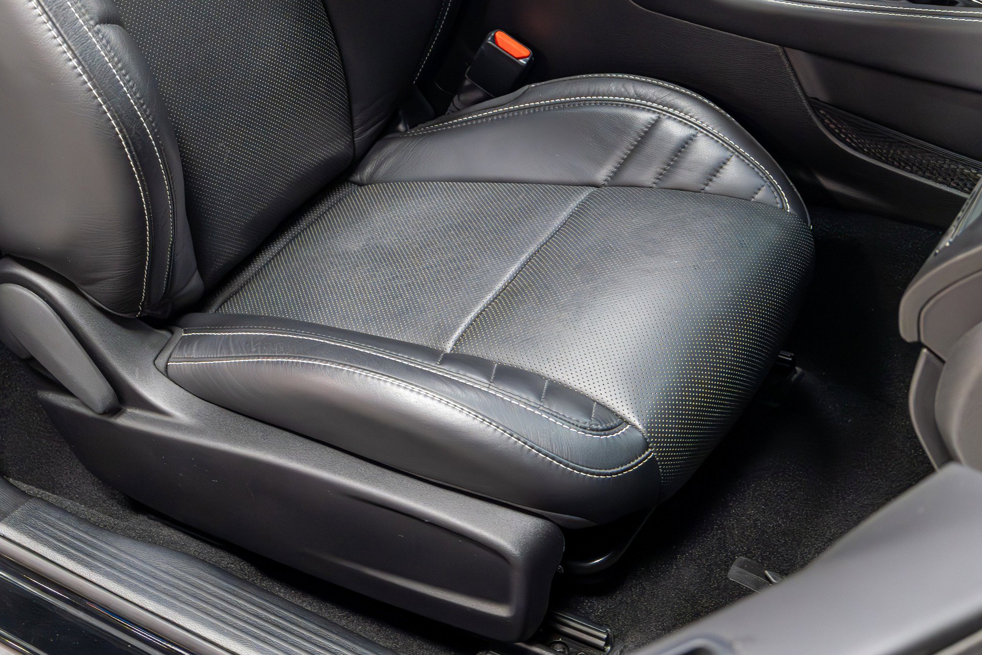 Used 2022 Dodge Challenger SRT Super Stock RWD image 27