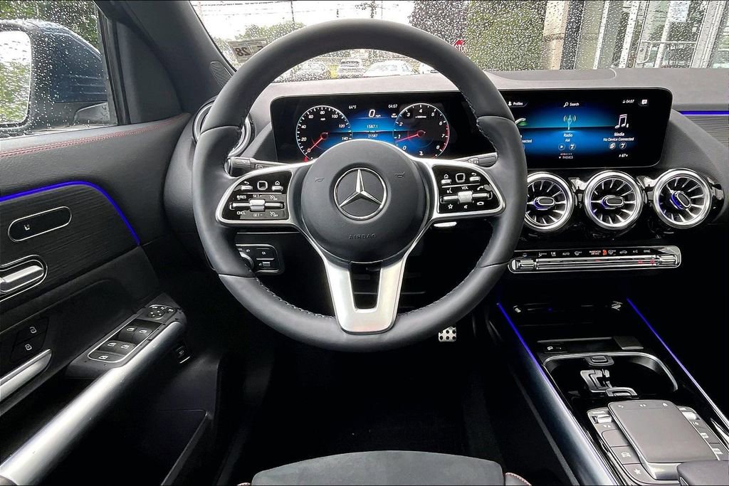 Used 2023 Mercedes-Benz GLA 250 4MATIC image 5
