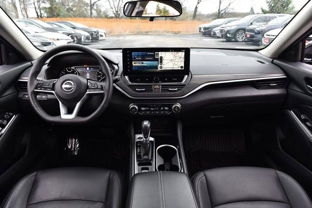 Certified 2025 Nissan Altima 2.5 SL image 8
