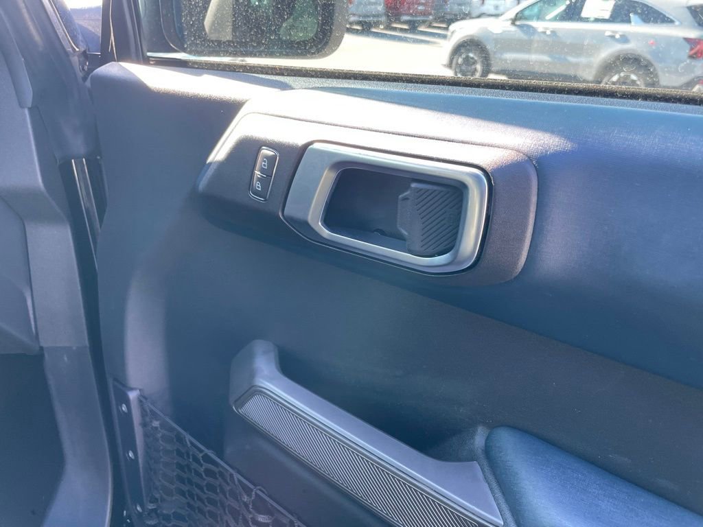 Used 2022 Ford Bronco Outer Banks image 28