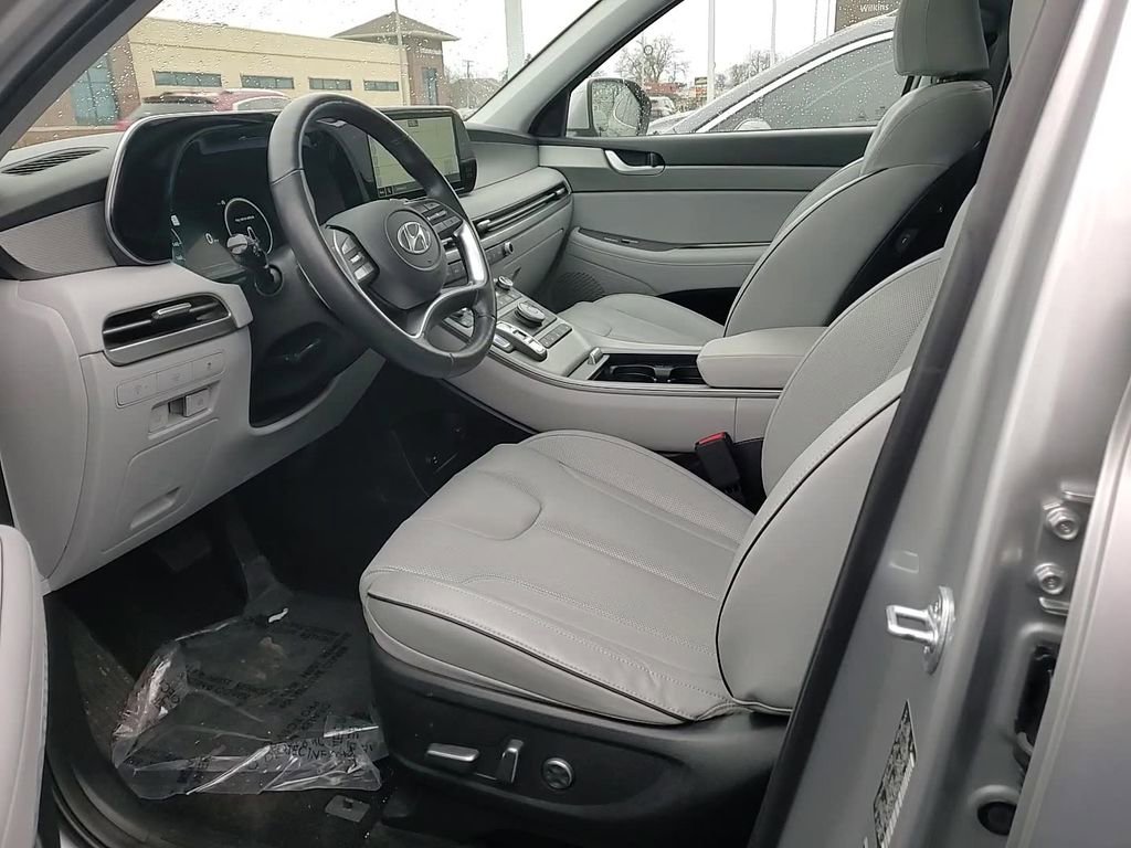 Certified 2023 Hyundai Palisade SEL image 13
