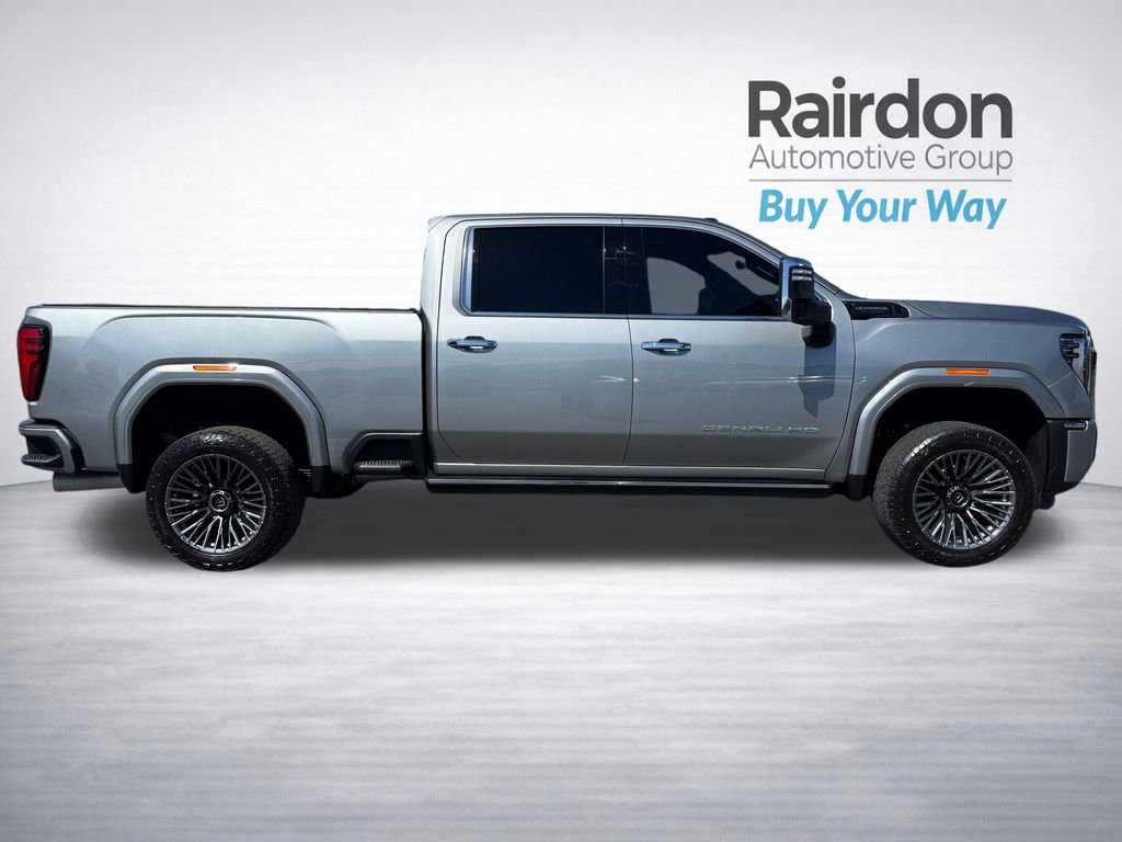 Used 2024 GMC Sierra 3500 Denali Ultimate image 21