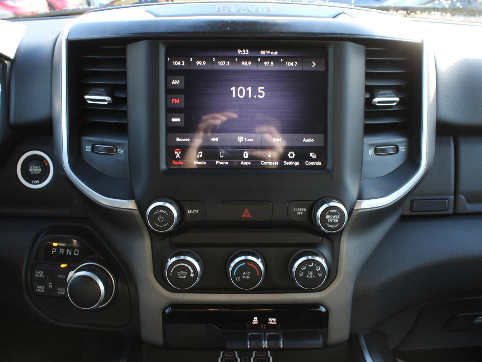 Used 2021 RAM 1500 Big Horn image 10