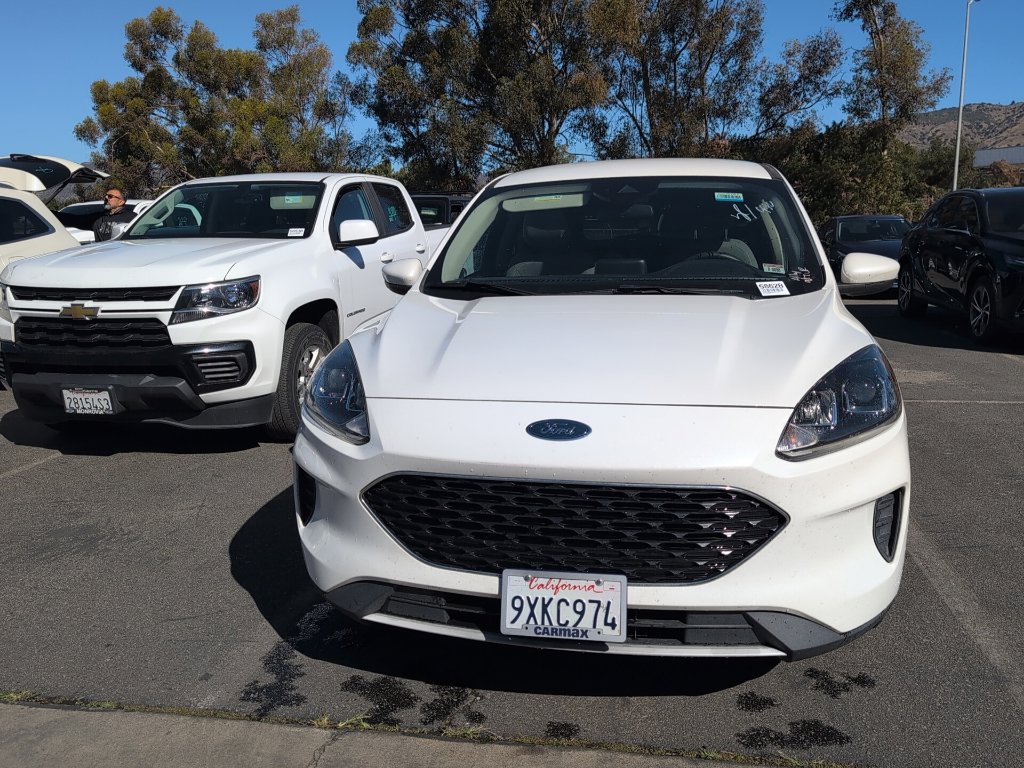 Used 2020 Ford Escape SE FWD image 3