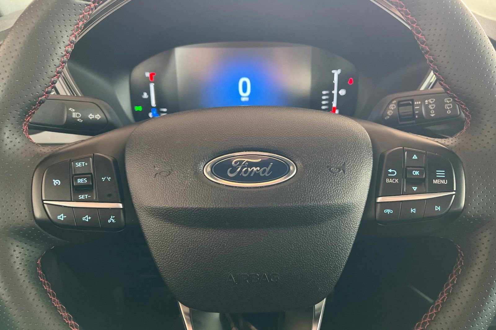 Used 2024 Ford Escape ST-Line image 23