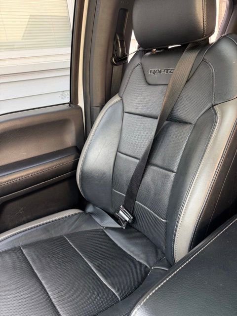 Used 2018 Ford F150 Raptor w/ Equipment Group 802A Luxury AWD/4WD image 6