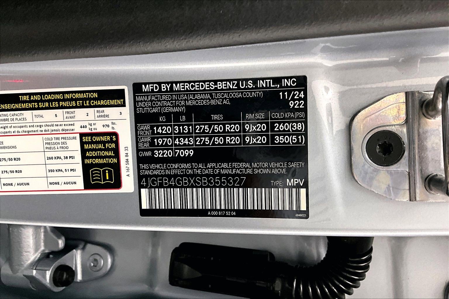 Certified 2025 Mercedes-Benz GLE 450e 4MATIC image 32