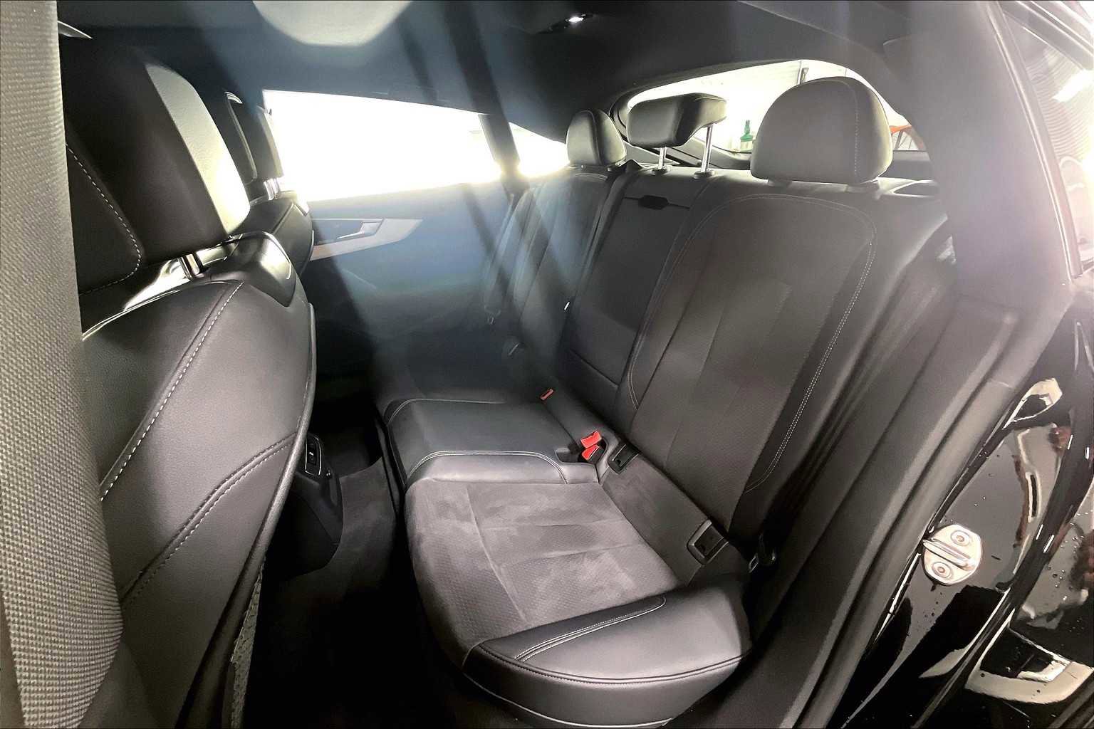 Used 2023 Audi A5 2.0T Premium Plus w/ Premium Plus image 27