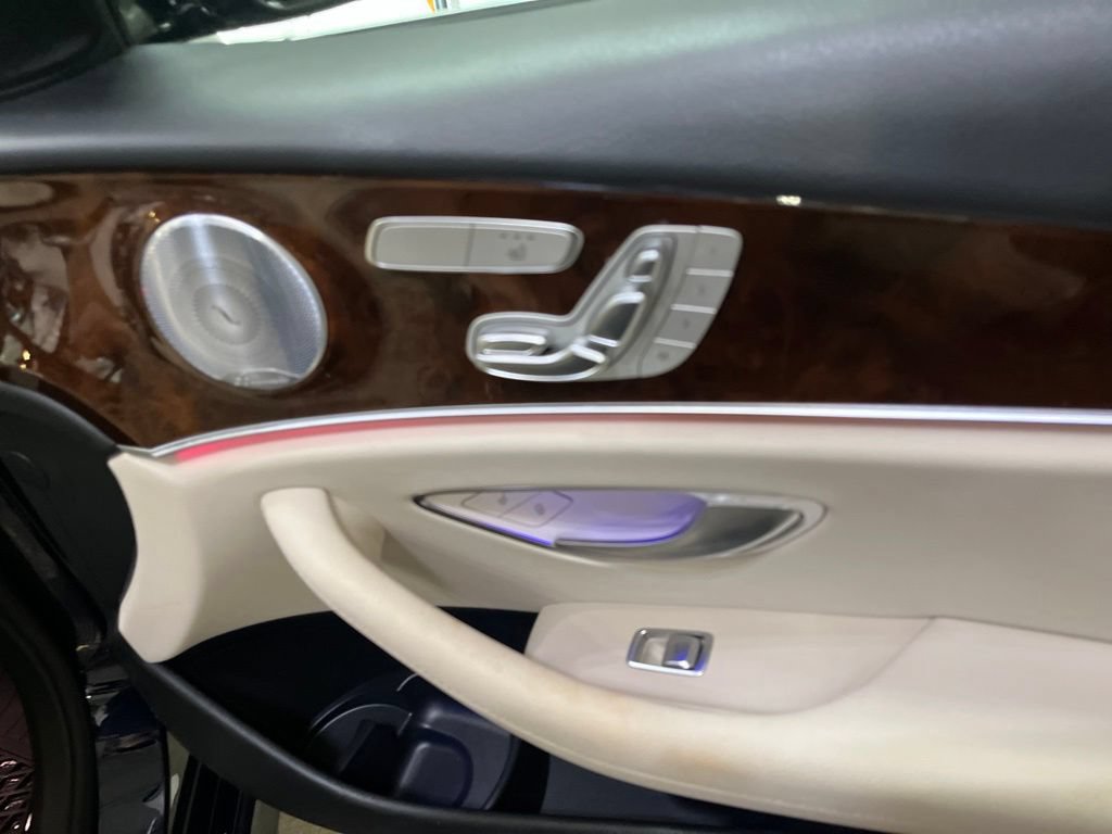 Used 2018 Mercedes-Benz E 300 4MATIC image 35