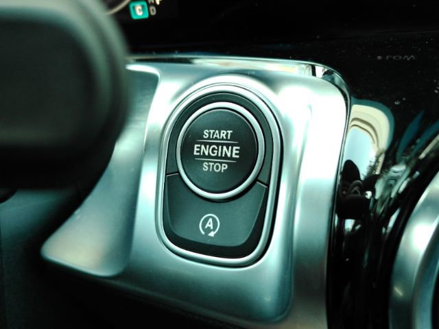 Used 2024 Mercedes-Benz GLB 250 image 45