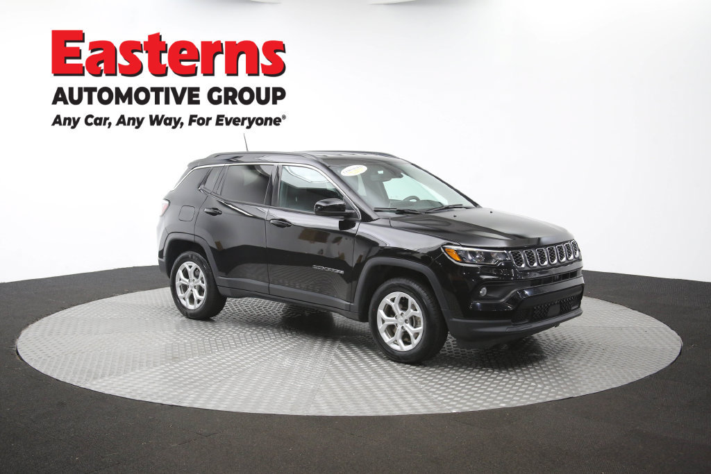 Used 2024 Jeep Compass Latitude AWD/4WD image 50