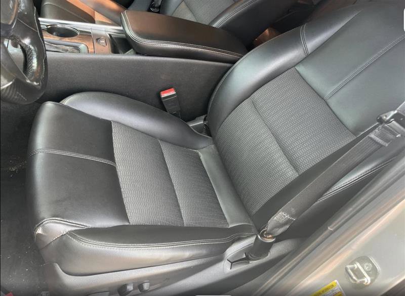 Used 2018 Chevrolet Impala LT image 11