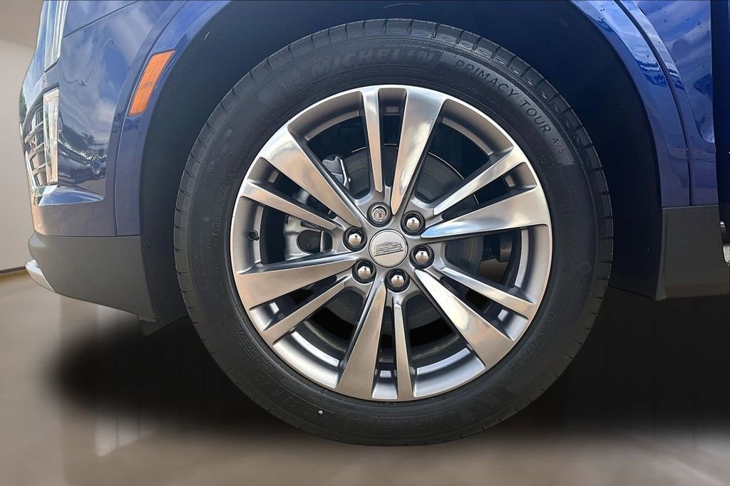 New 2026 Cadillac XT5 Premium Luxury w/ Driver Assist Package FWD image 12