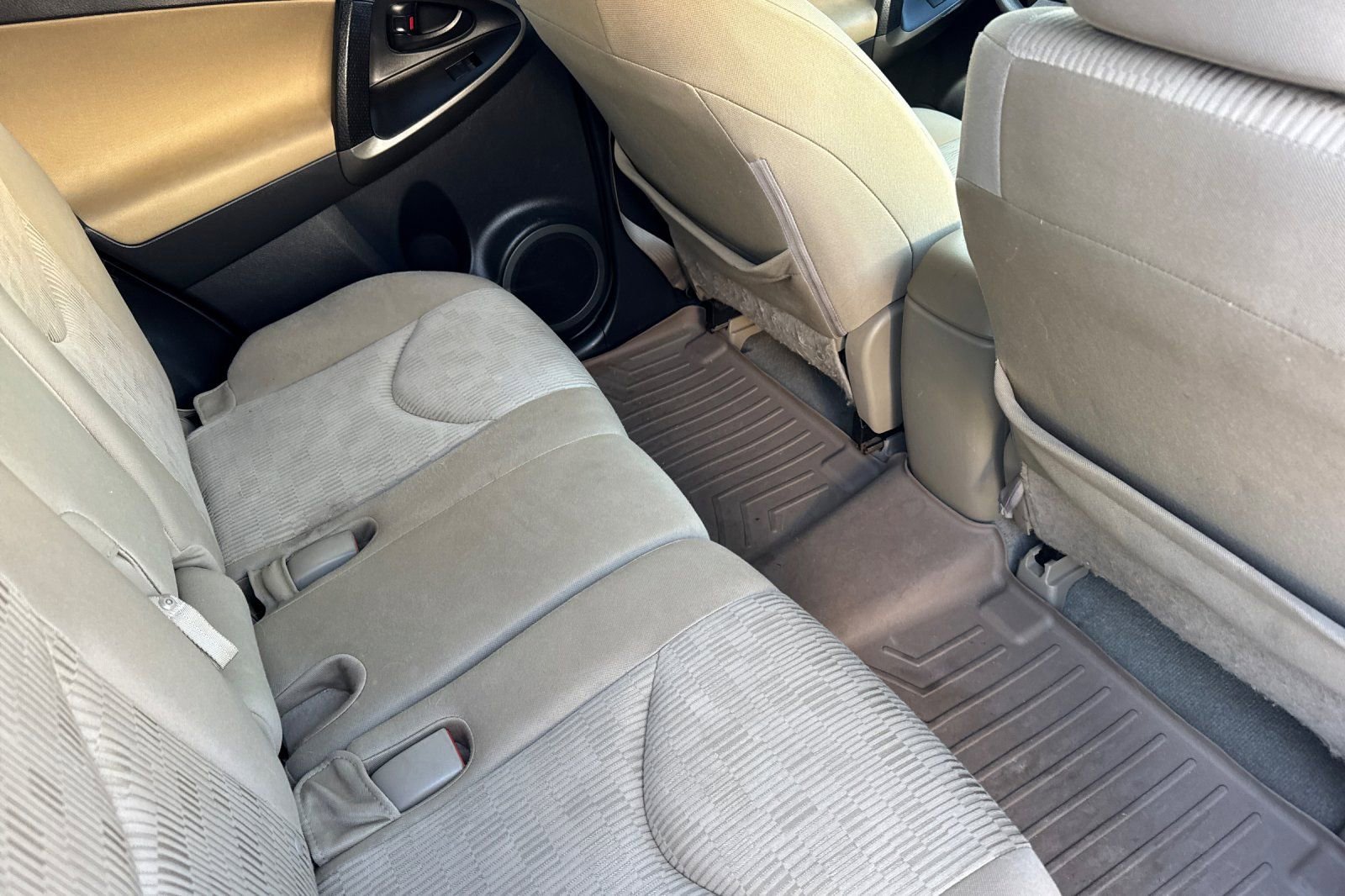 Used 2010 Toyota RAV4 4WD image 18