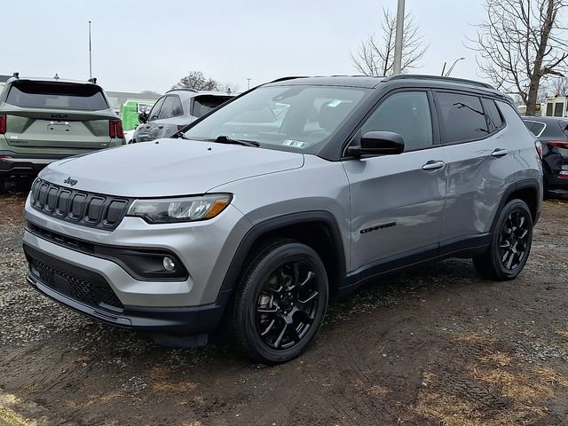 Used 2022 Jeep Compass Altitude image 3
