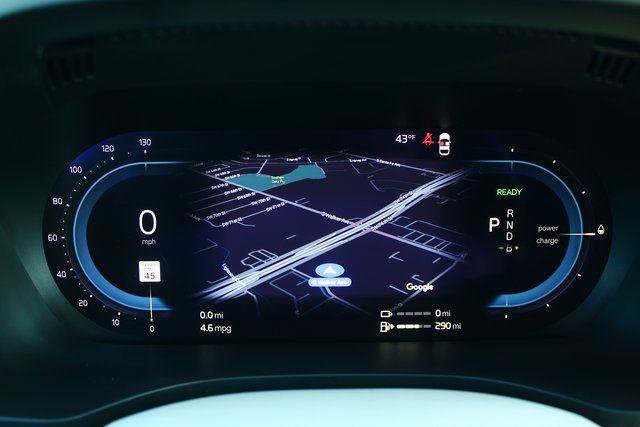 Used 2023 Volvo XC60 T8 Core image 20