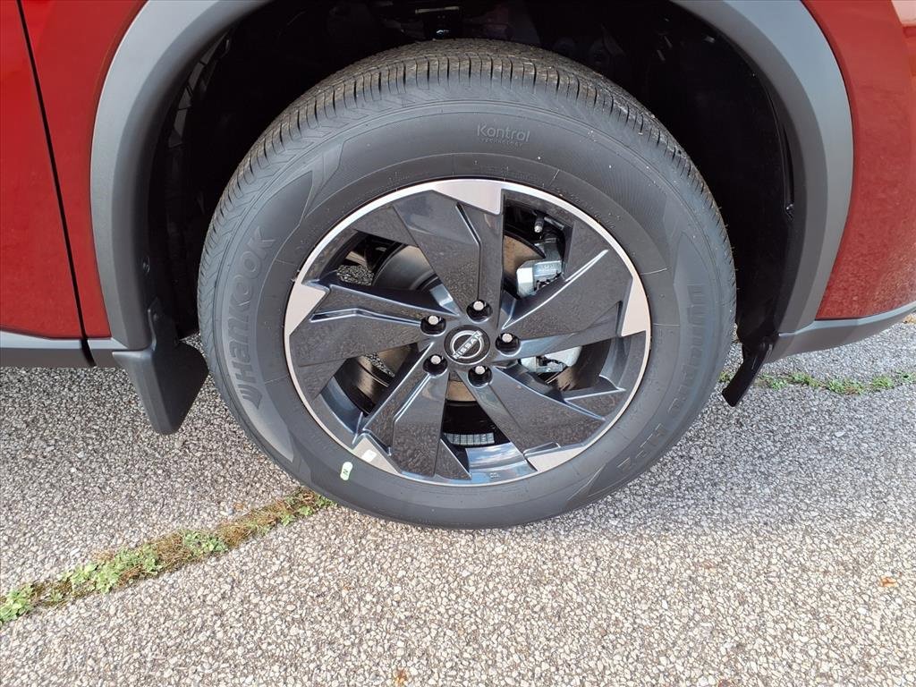 New 2026 Nissan Rogue SV w/ SV Premium Package image 14