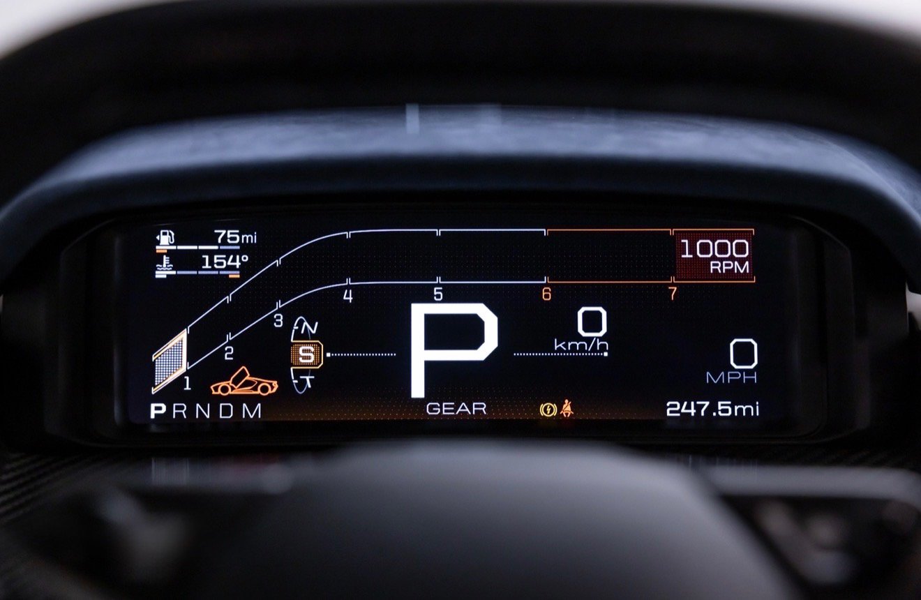 Used 2019 Ford GT RWD image 35