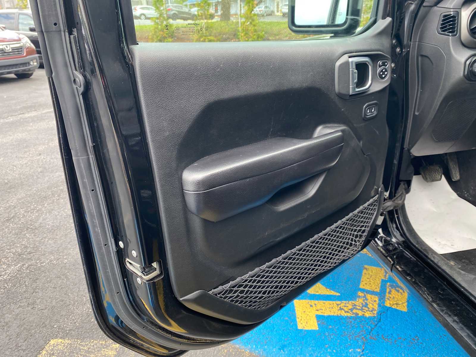 Used 2019 Jeep Wrangler Unlimited Sport S AWD/4WD image 29