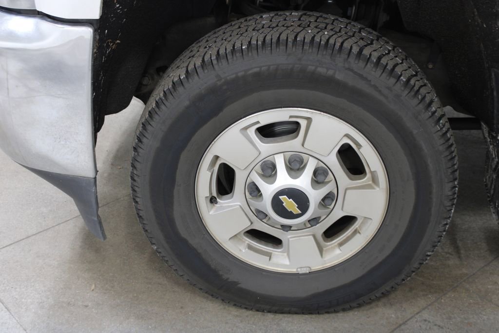 Used 2017 Chevrolet Silverado 2500 LT image 36