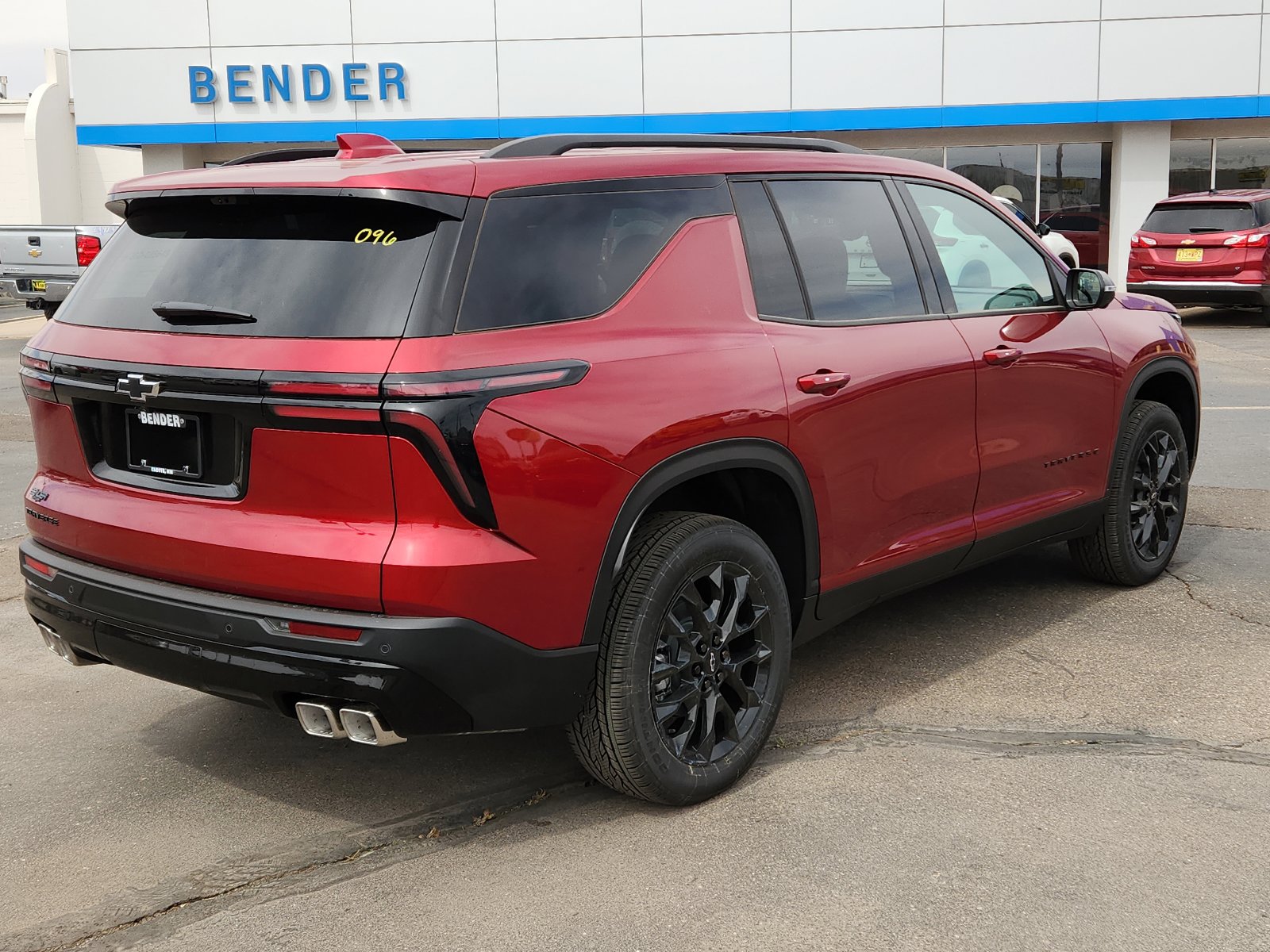 New 2026 Chevrolet Traverse LT w/ Midnight/Sport Edition image 4