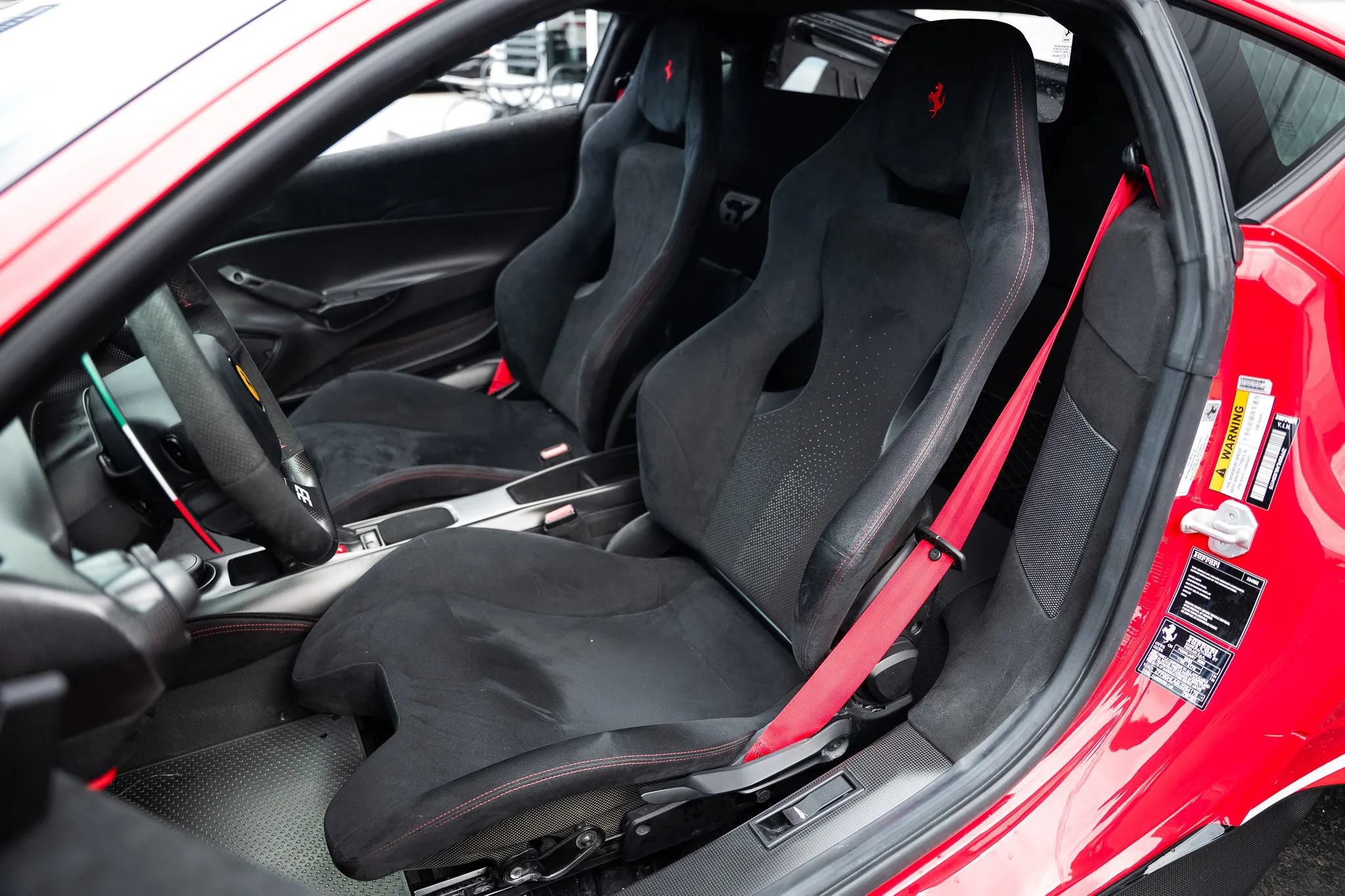 Used 2020 Ferrari 488 Pista Coupe RWD image 13