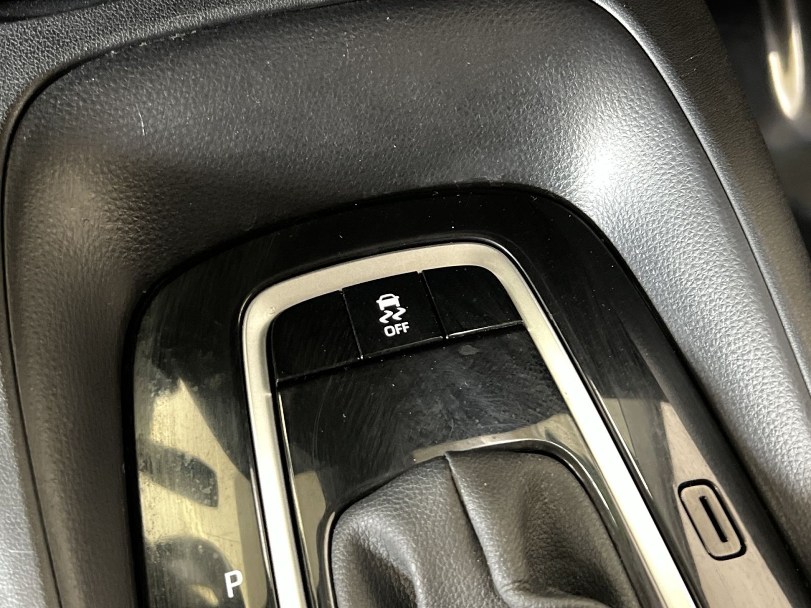 Used 2025 Toyota Corolla LE FWD image 26