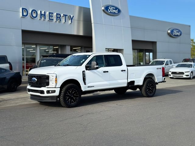 Used 2024 Ford F350 XLT AWD/4WD image 1