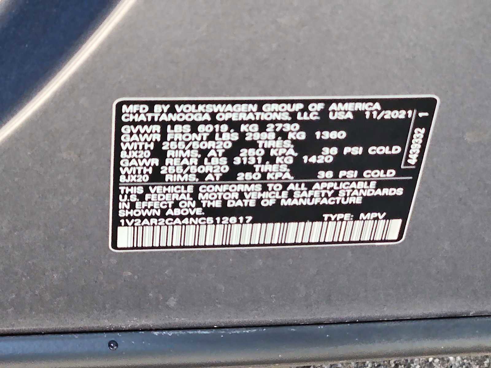 Used 2022 Volkswagen Atlas SEL R-Line image 38