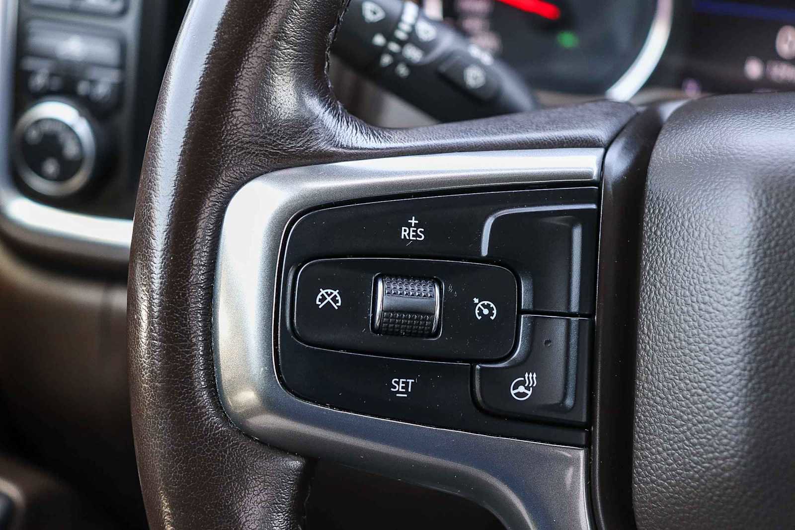 Used 2021 Chevrolet Silverado 1500 LT image 24