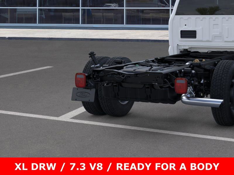 New 2025 Ford F350 XL w/ XL Chrome Package image 21
