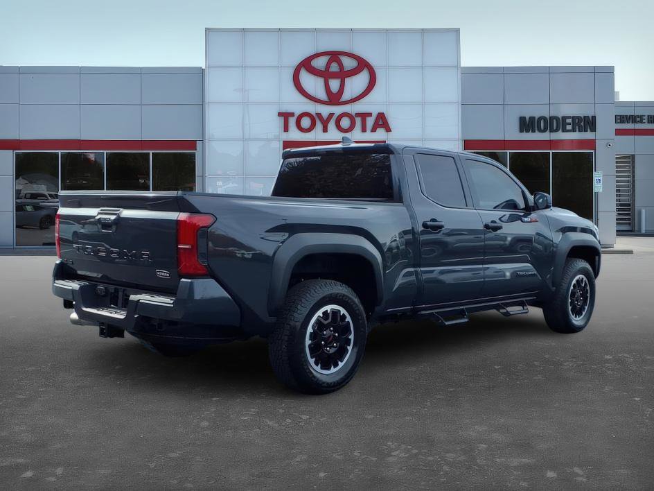 Certified 2025 Toyota Tacoma TRD Off-Road image 6