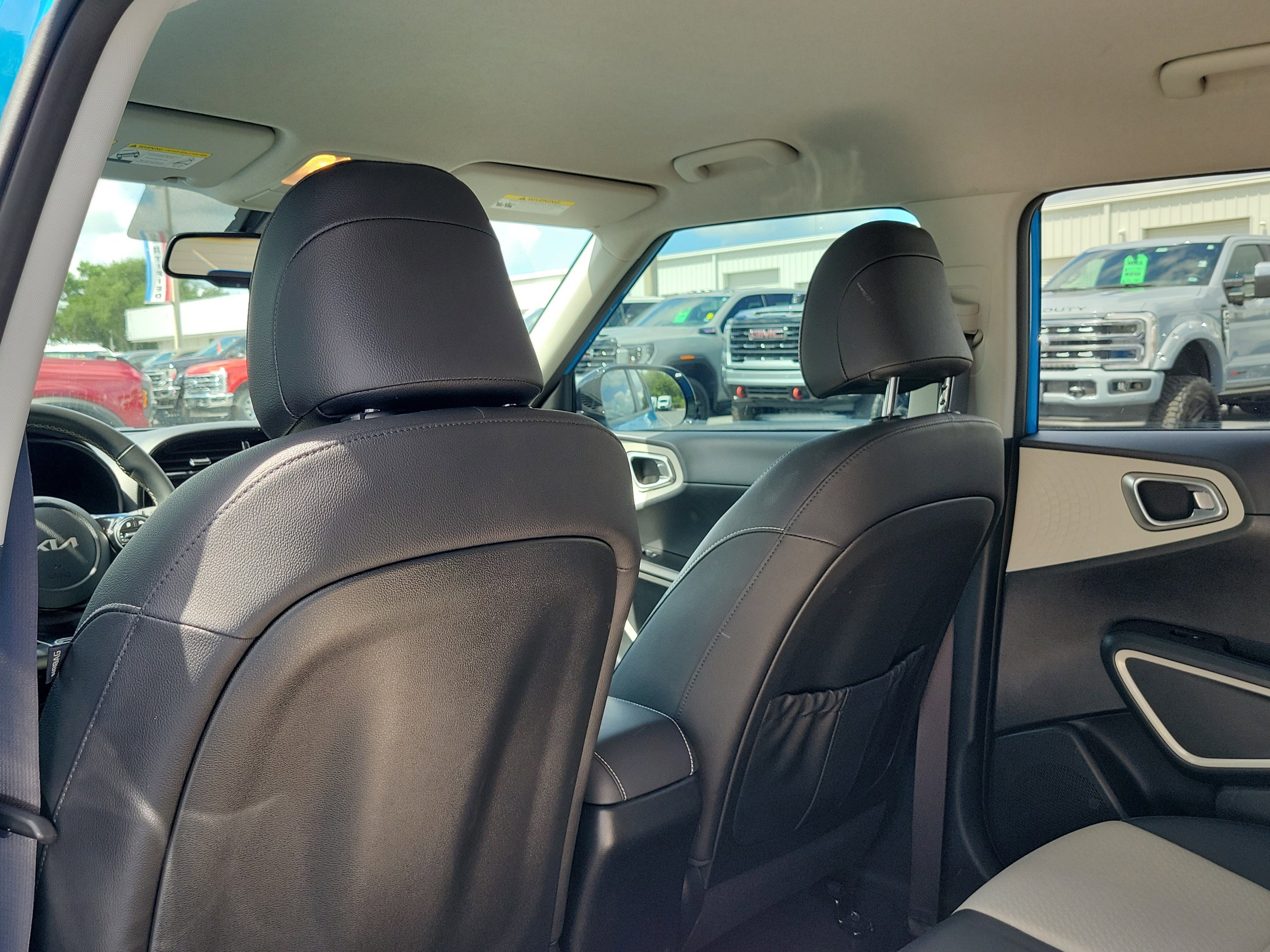 Used 2023 Kia Soul GT-Line FWD image 14