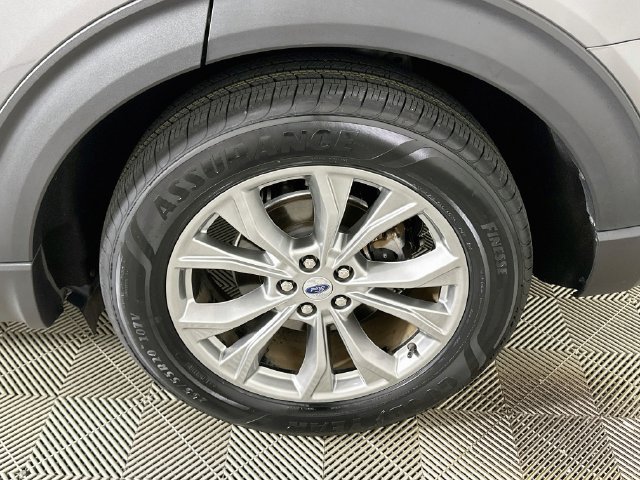 Used 2023 Ford Explorer XLT w/ Equipment Group 202A RWD image 23